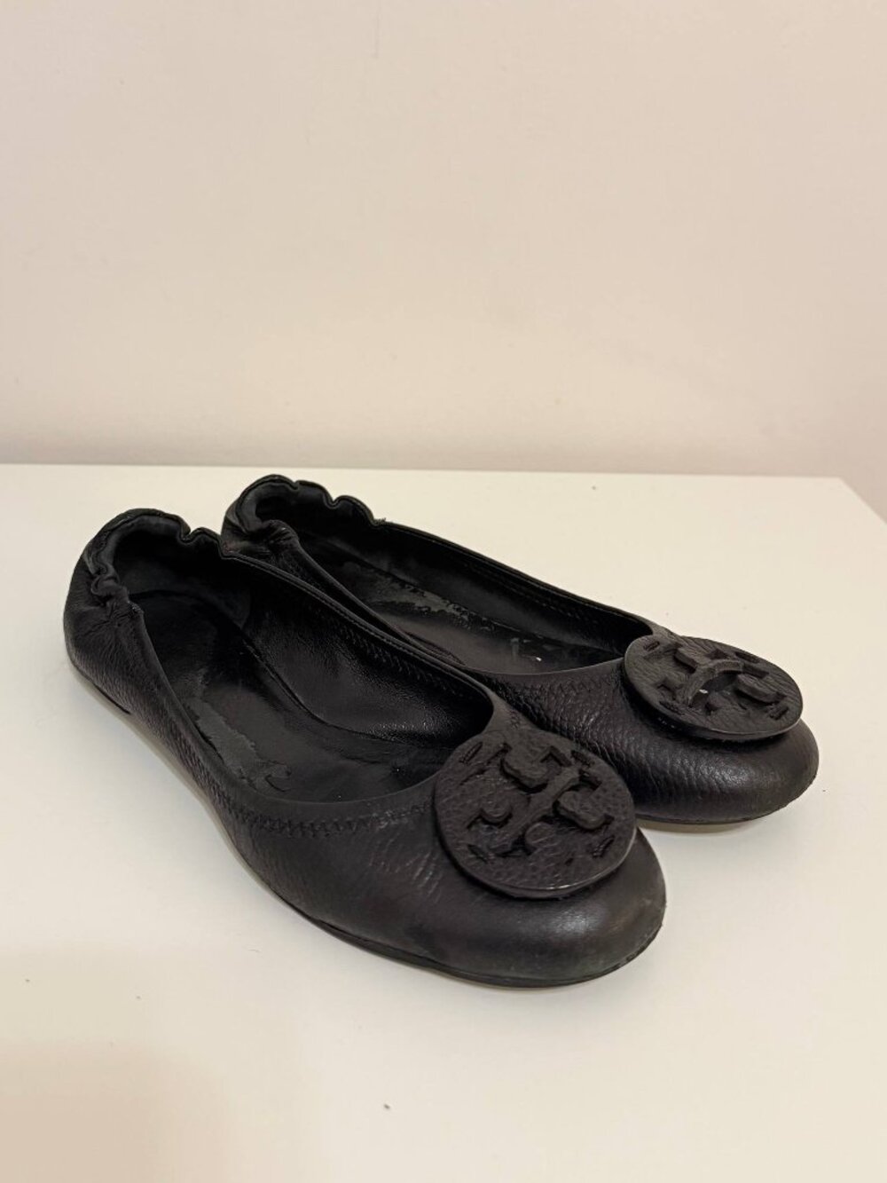 Tory Burch - Reva Travel Black Leather Ballet Flats - Women's Size 9
